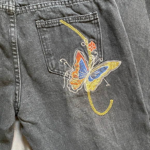 3/$20 Butterfly Embroidered jeans - Picture 4 of 5